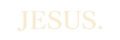 Designet på JESUS.-capsen: ordet JESUS. i kremhvite bokstaver